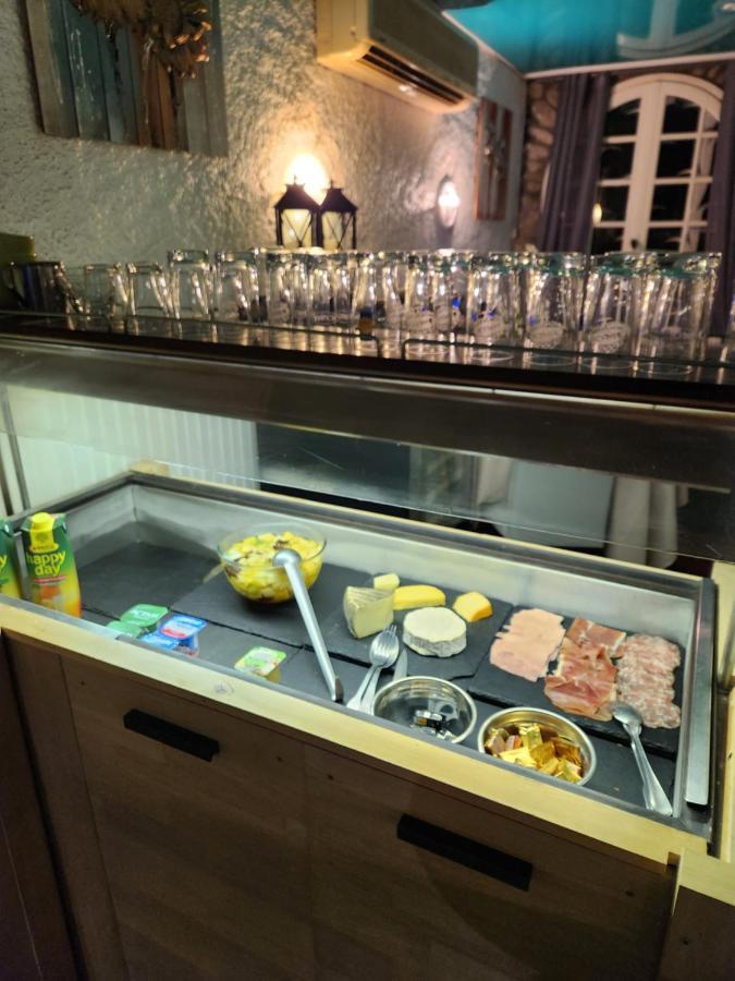 Logis Hotel Restaurant Les Charmettes Argelès-sur-Mer Zewnętrze zdjęcie