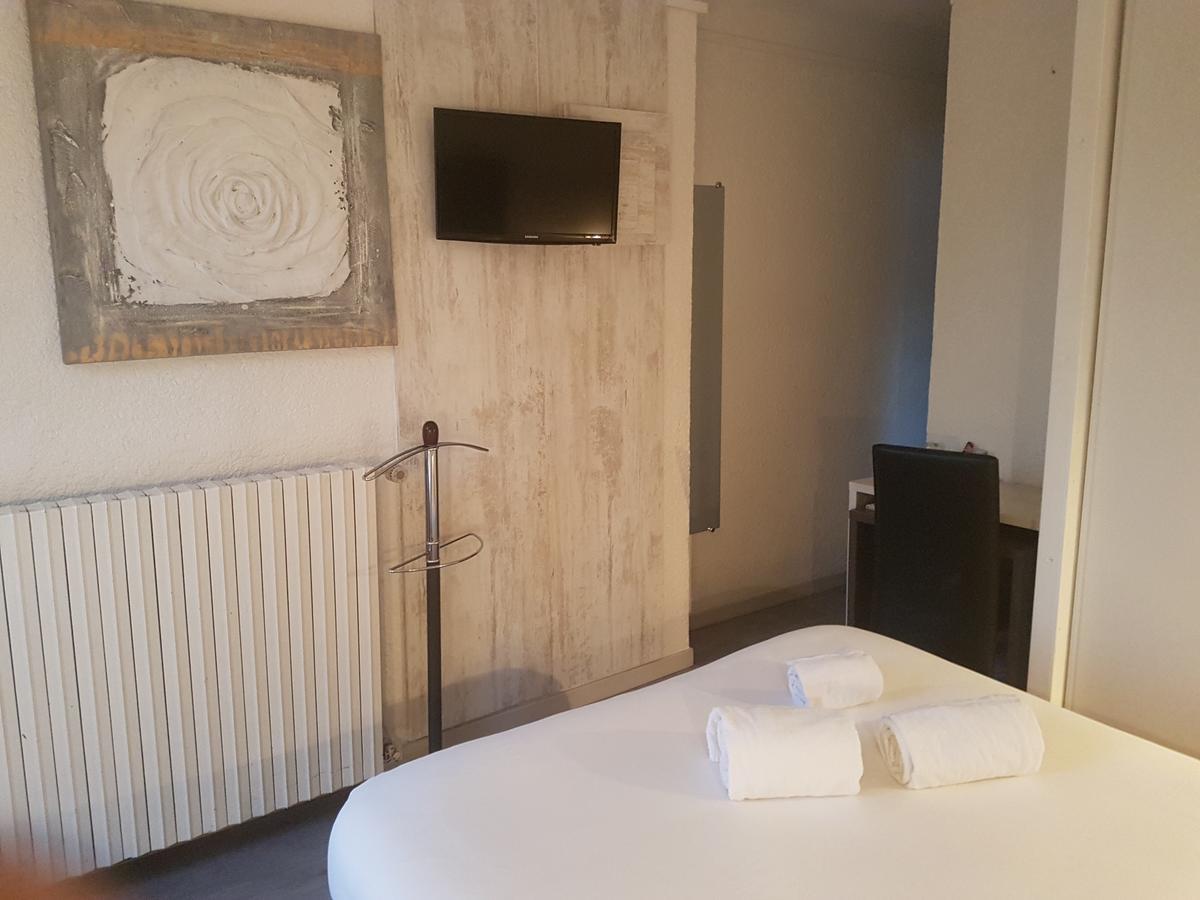 Logis Hotel Restaurant Les Charmettes Argelès-sur-Mer Zewnętrze zdjęcie