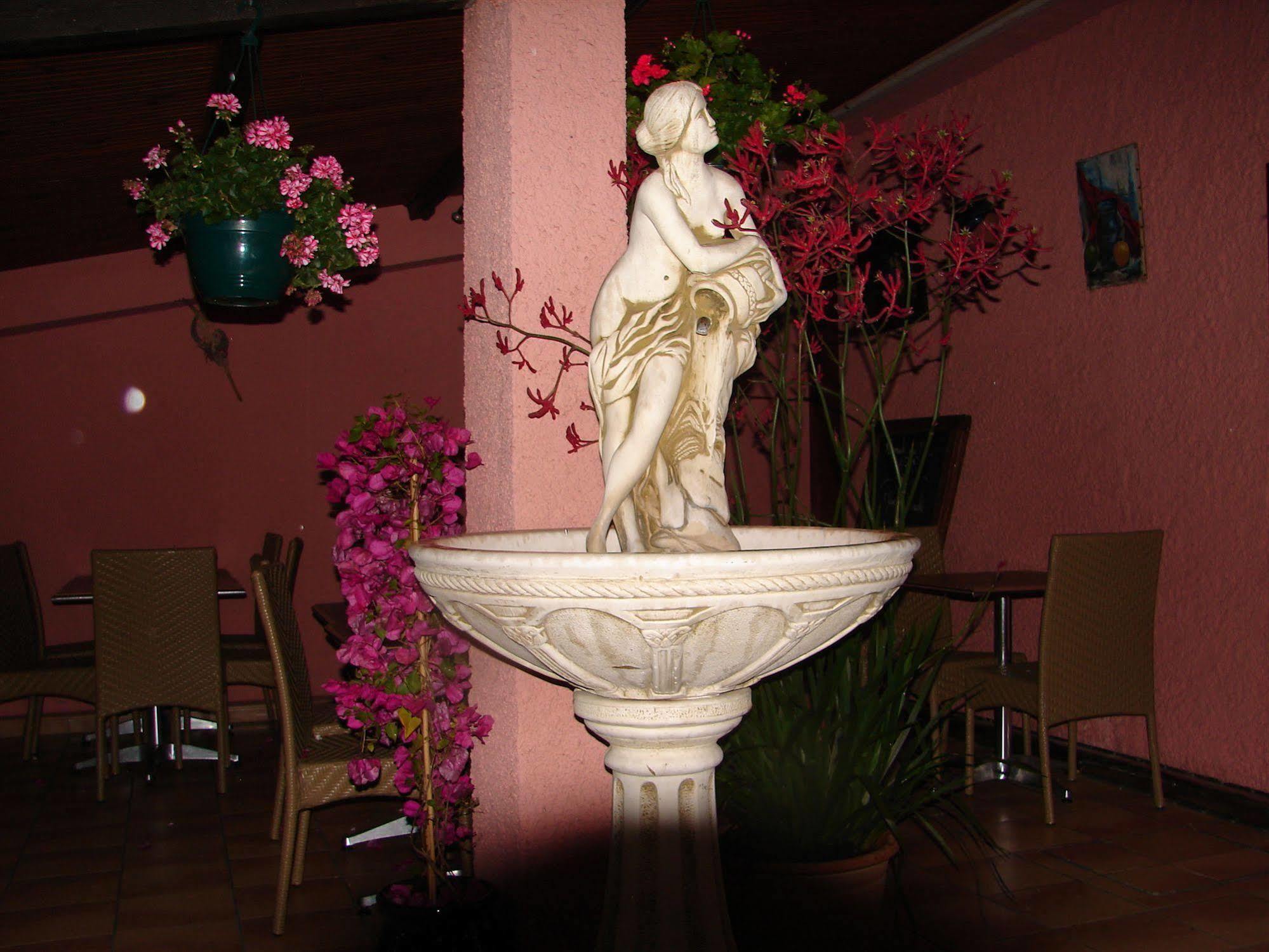 Logis Hotel Restaurant Les Charmettes Argelès-sur-Mer Zewnętrze zdjęcie