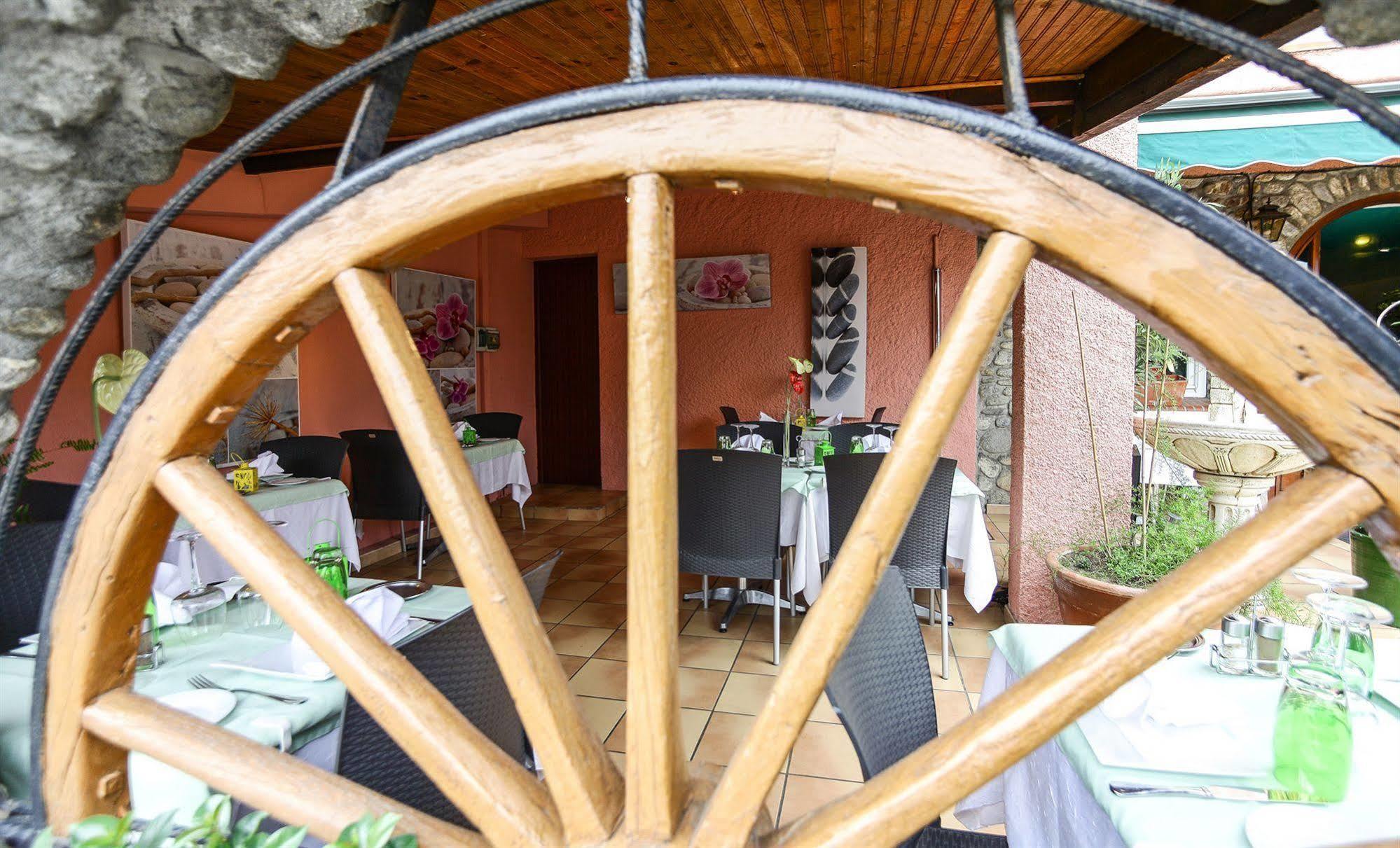 Logis Hotel Restaurant Les Charmettes Argelès-sur-Mer Zewnętrze zdjęcie