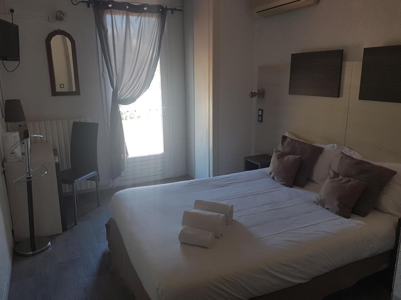 Logis Hotel Restaurant Les Charmettes Argelès-sur-Mer Zewnętrze zdjęcie