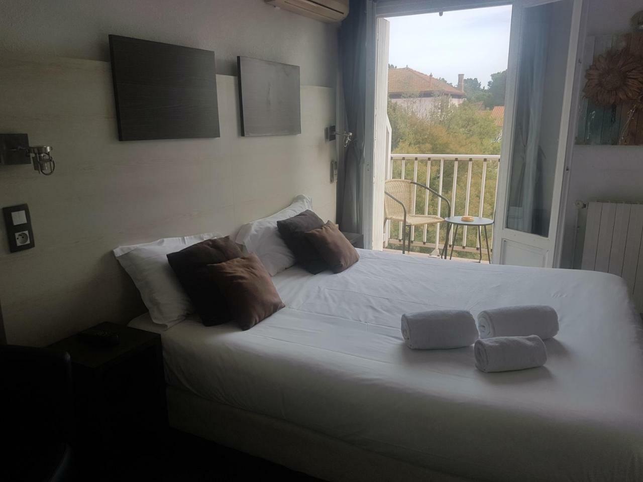 Logis Hotel Restaurant Les Charmettes Argelès-sur-Mer Zewnętrze zdjęcie