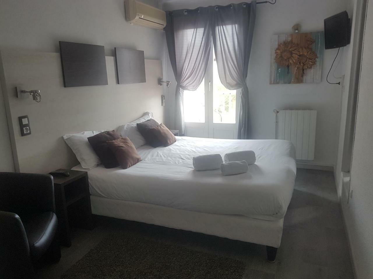 Logis Hotel Restaurant Les Charmettes Argelès-sur-Mer Zewnętrze zdjęcie